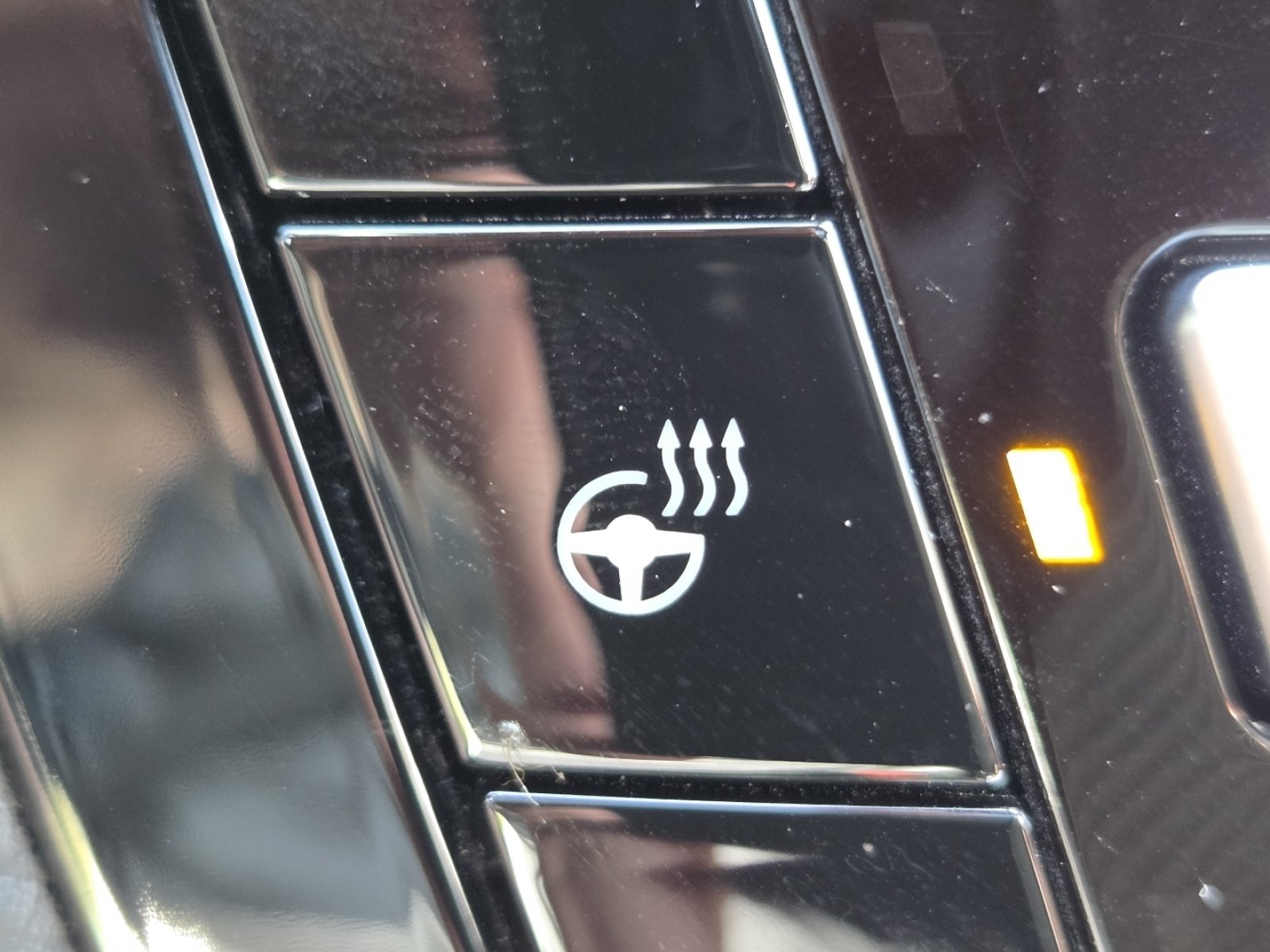 Used 2023 Ford Explorer ST w/ Equipment Group 401A AWD/4WD image 5