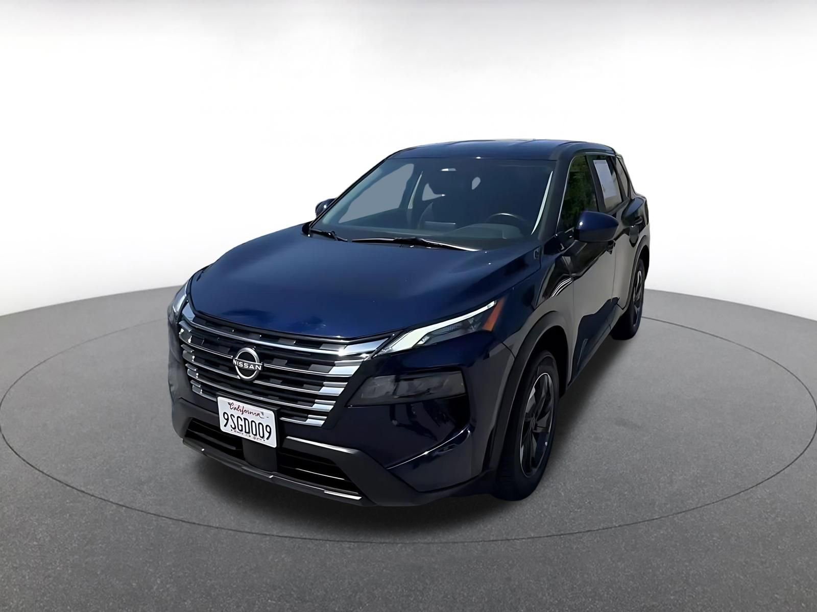 Used 2025 Nissan Rogue SV FWD image 7