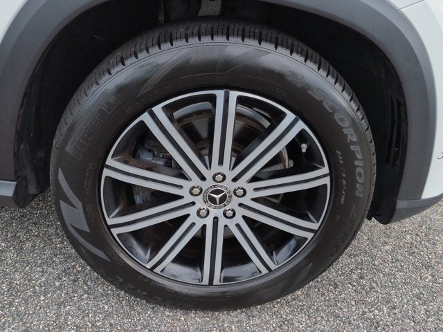 Certified 2024 Mercedes-Benz GLE 450 4MATIC image 11