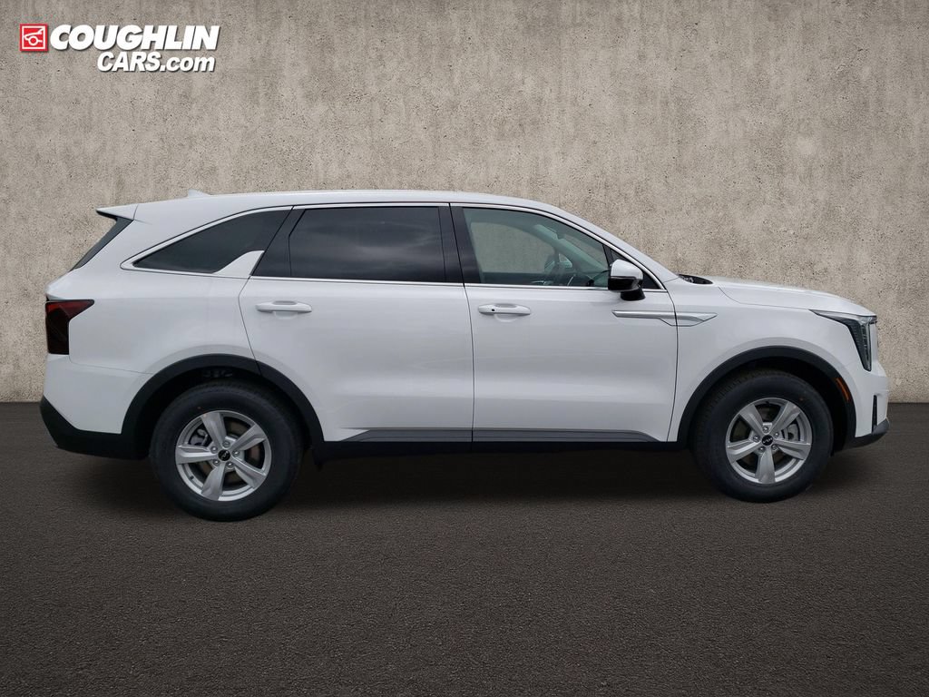 New 2026 Kia Sorento LX FWD image 9