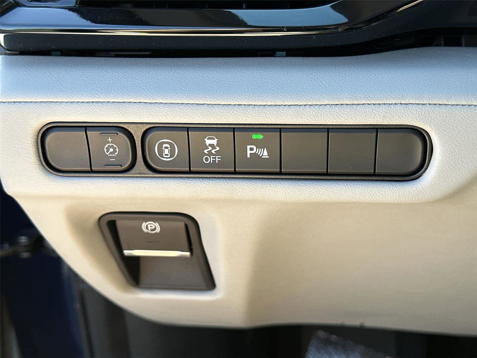 Used 2023 Acura MDX FWD w/ Technology Package image 29
