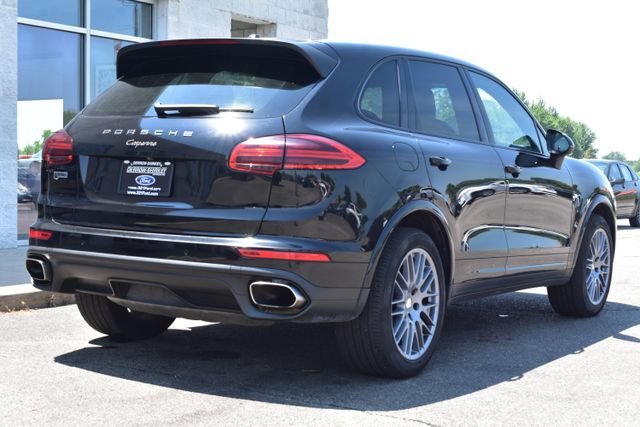Used 2017 Porsche Cayenne Platinum Edition AWD/4WD image 17