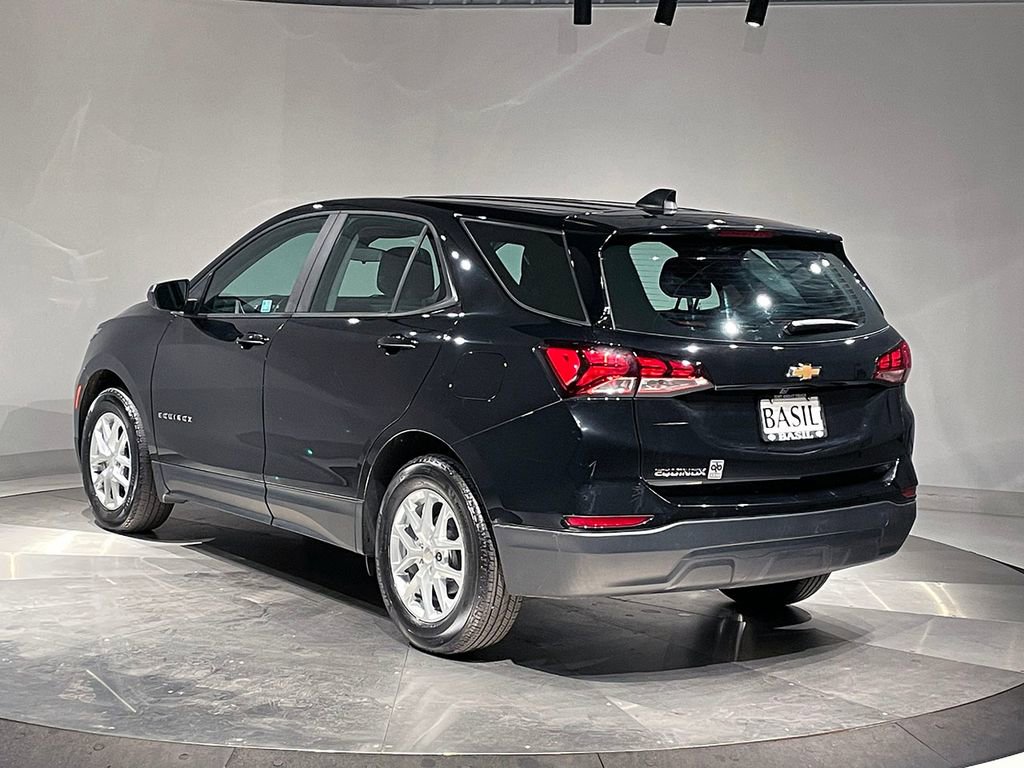 Used 2023 Chevrolet Equinox LS image 13