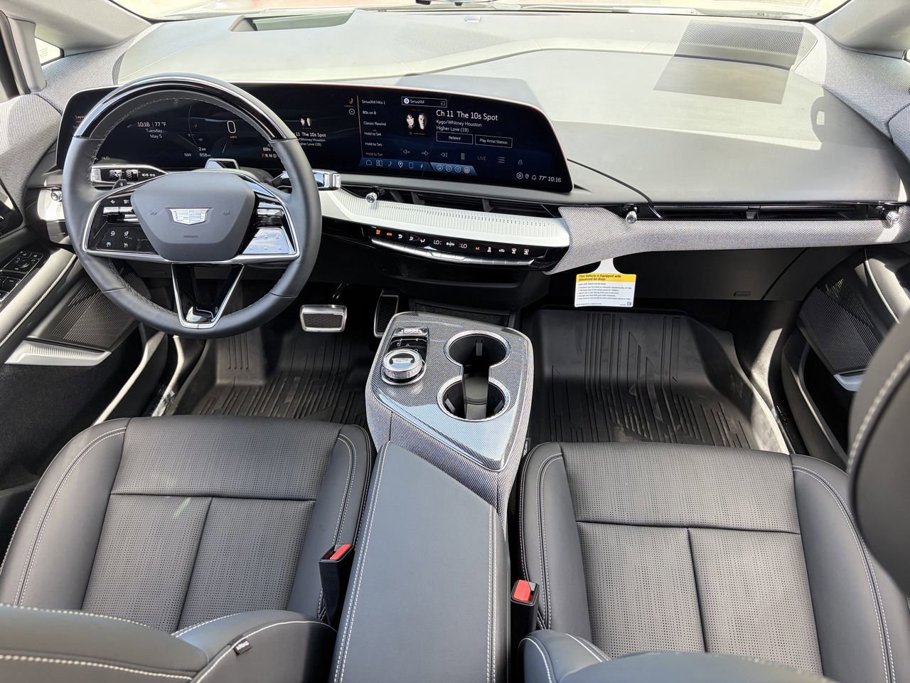 Used 2025 Cadillac Optiq Sport 2 w/ LPO, Floor Liner Package AWD/4WD image 15