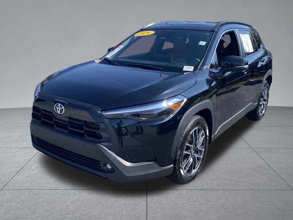 Used 2026 Toyota Corolla Cross XLE w/ Convenience Package FWD image 2