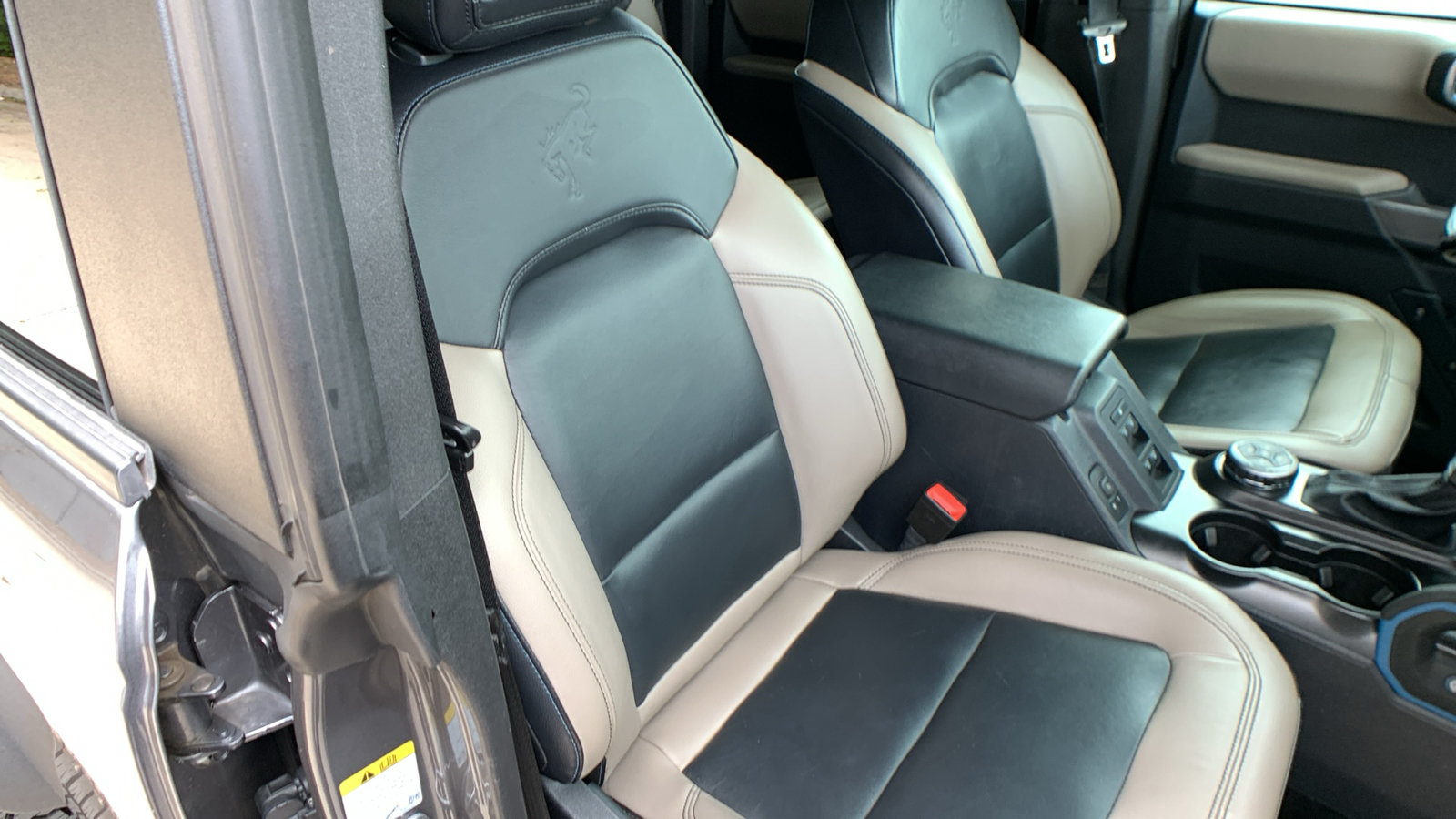 Used 2023 Ford Bronco Wildtrak AWD/4WD image 28
