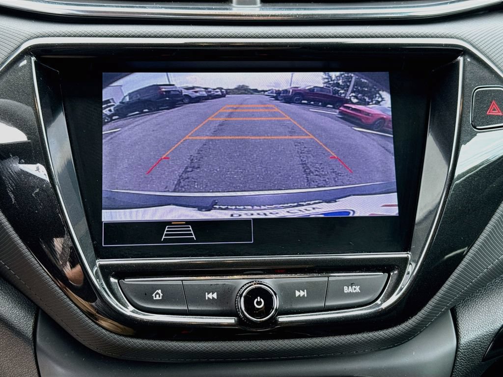 Used 2022 Chevrolet TrailBlazer LT w/ Convenience Package FWD image 13