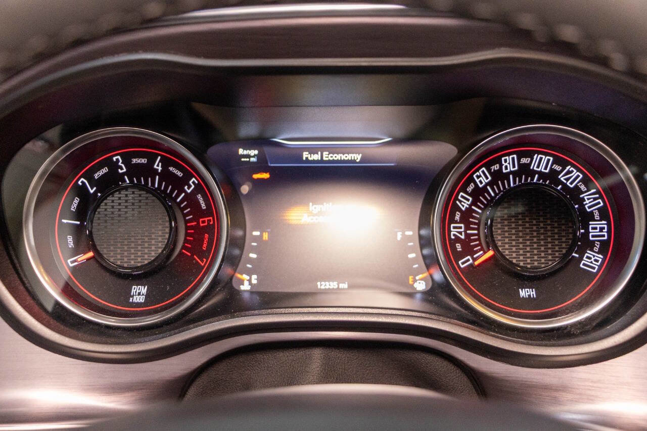 Used 2017 Dodge Challenger R/T Scat Pack RWD image 13