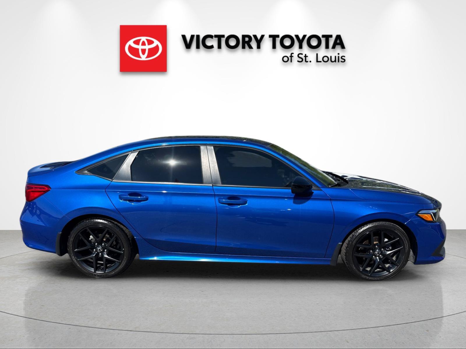 Used 2024 Honda Civic Sport image 2