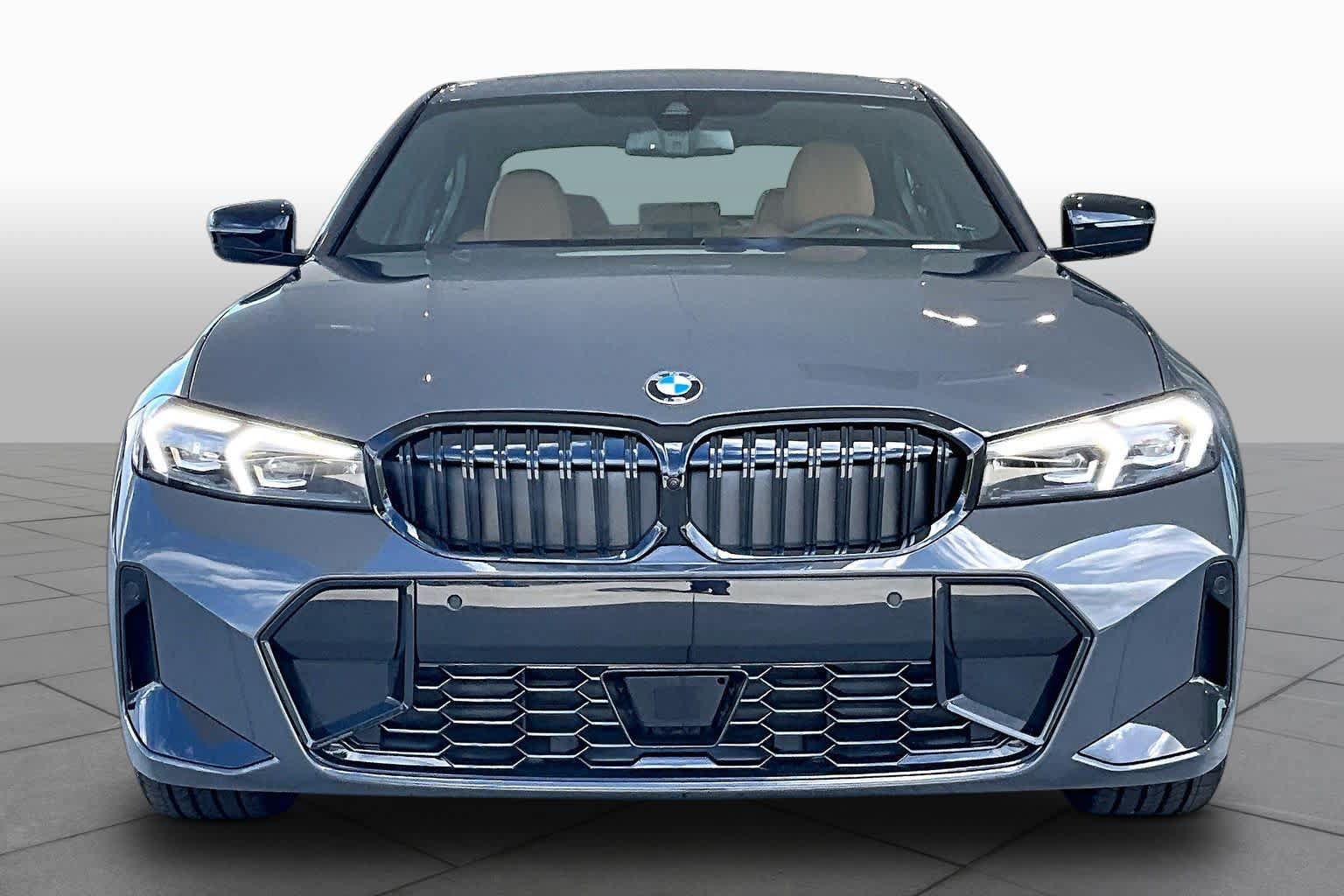 New 2026 BMW 330i Sedan w/ M Sport Package RWD image 3