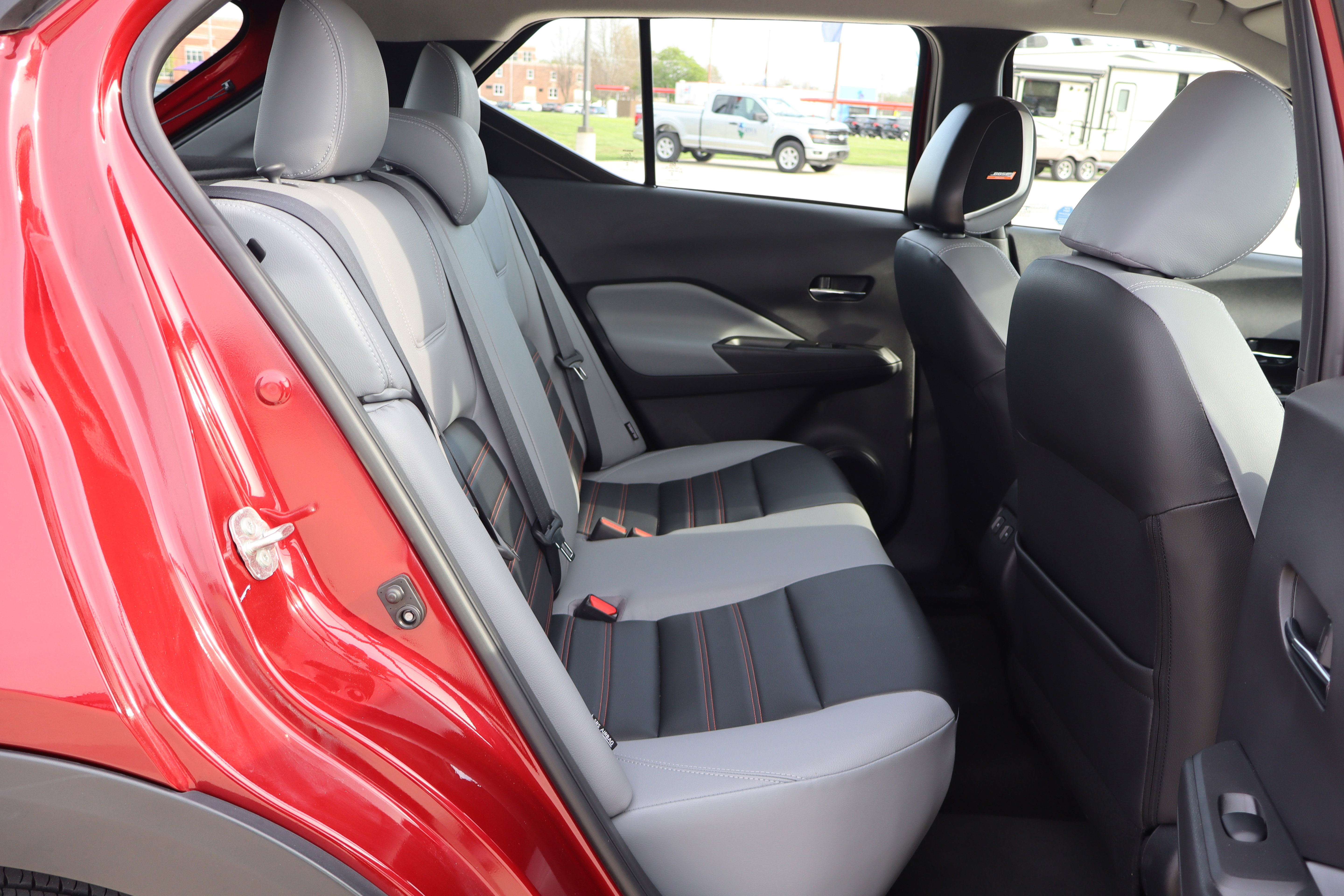 Used 2023 Nissan Kicks SR w/ SR Premium Package image 11