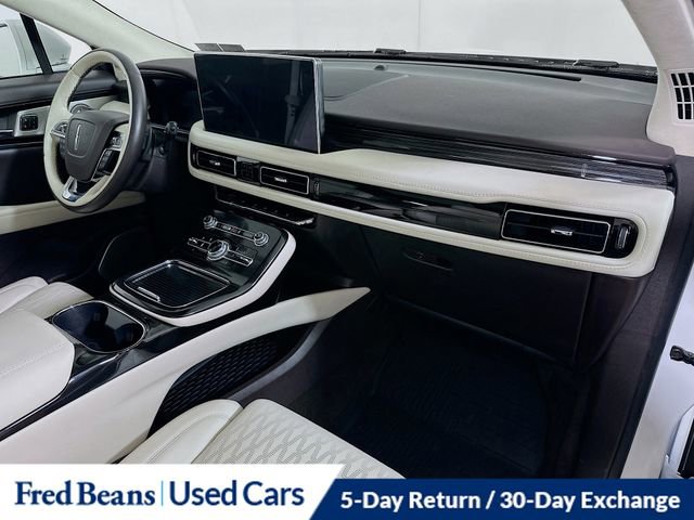 Certified 2022 Lincoln Nautilus Black Label w/ Class II Trailer Tow Package image 33