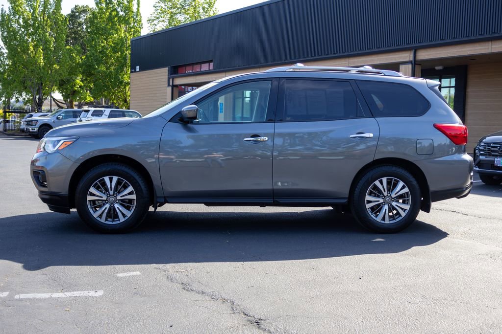 Used 2019 Nissan Pathfinder S AWD/4WD image 10