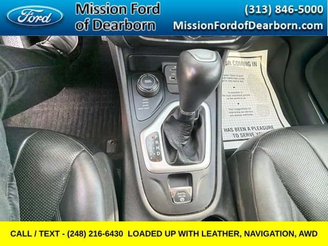 Used 2018 Jeep Cherokee Overland AWD/4WD image 30