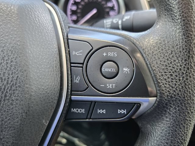 Used 2022 Toyota Camry LE FWD image 21