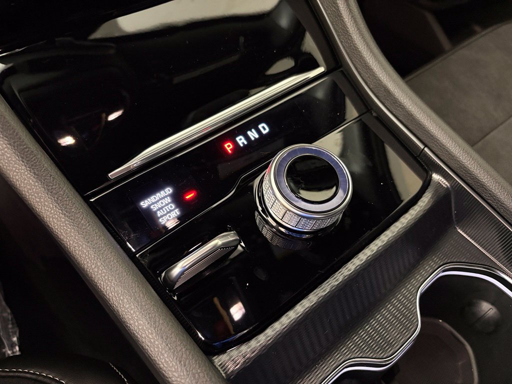 New 2027 Jeep Grand Cherokee Altitude AWD/4WD image 29