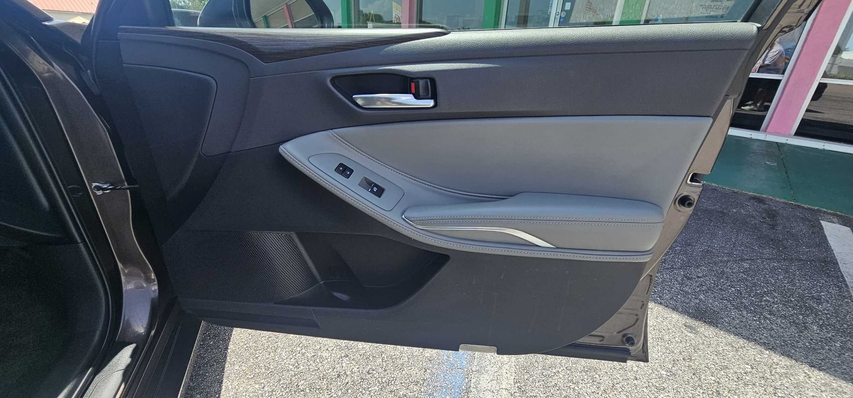 Used 2019 Toyota Avalon XLE w/ Moonroof Package FWD image 29