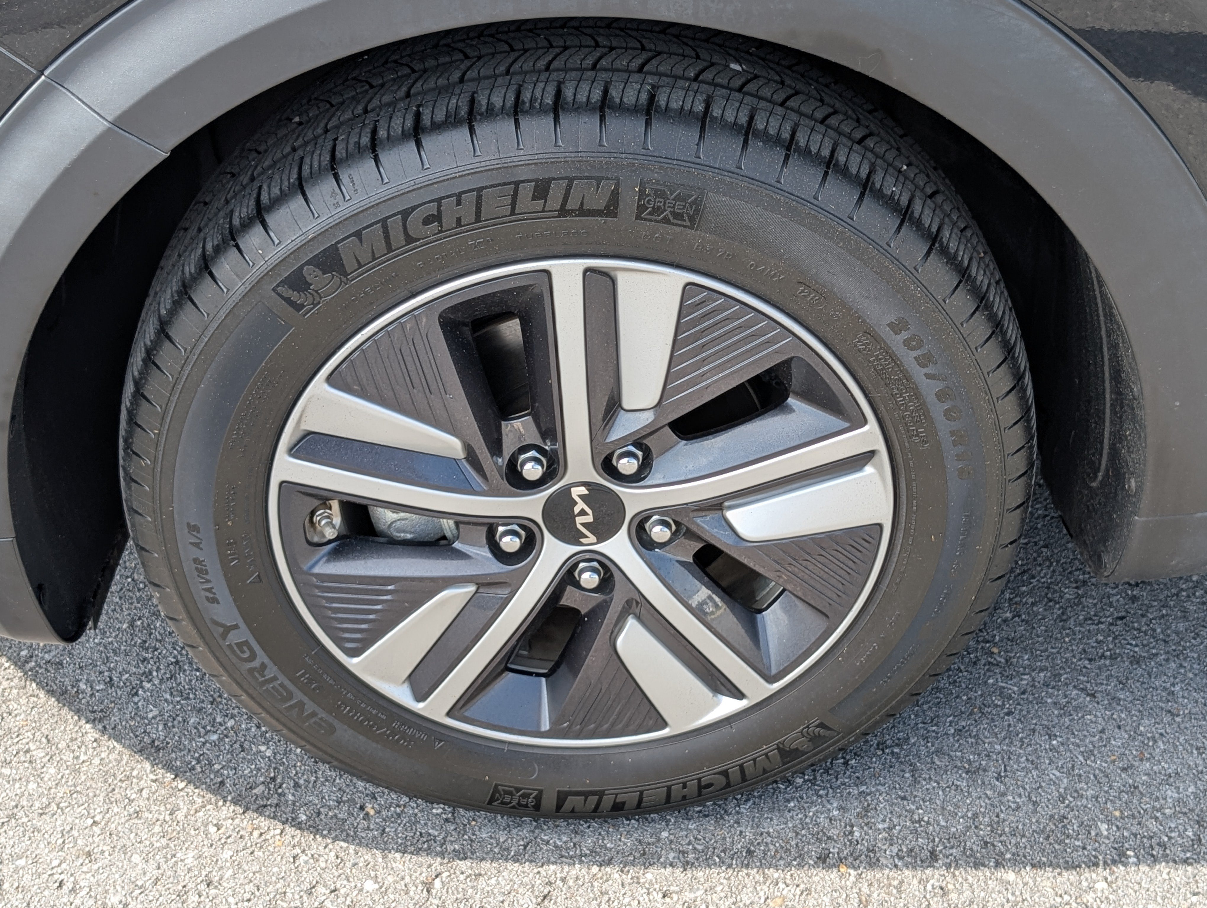 Used 2022 Kia Niro EX Premium FWD image 29