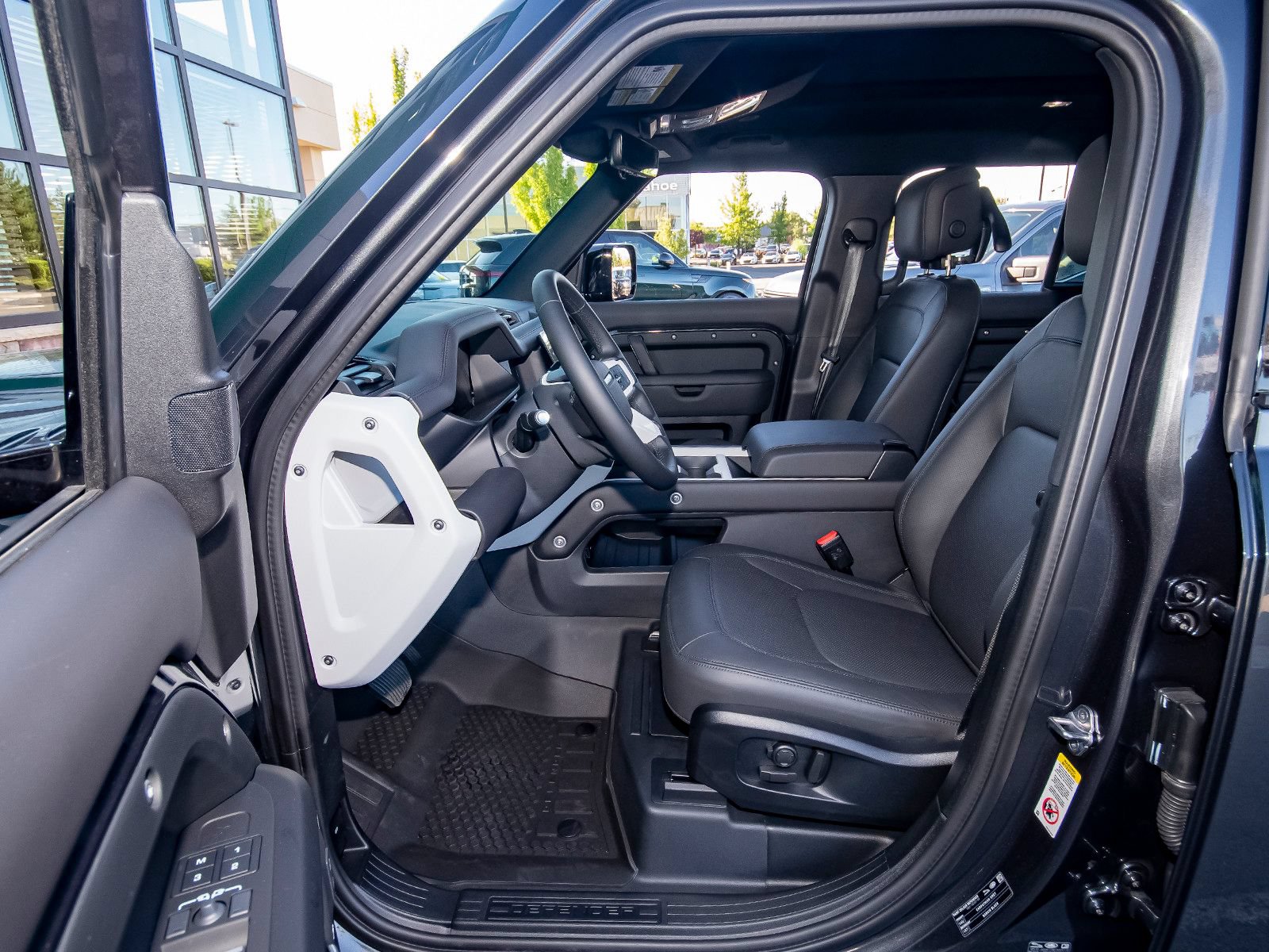 New 2026 Land Rover Defender 110 X-Dynamic SE AWD/4WD image 54