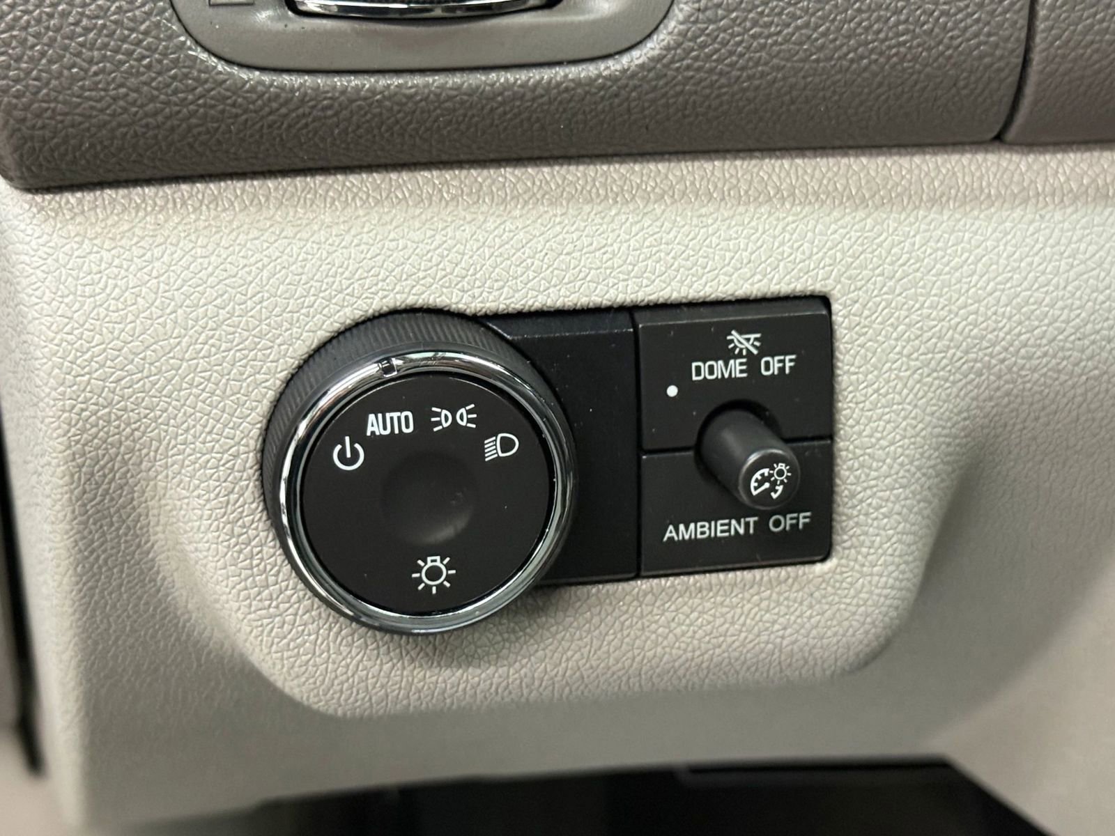 Used 2013 Buick Enclave Leather w/ LPO, Cargo Convenience Pkg image 29