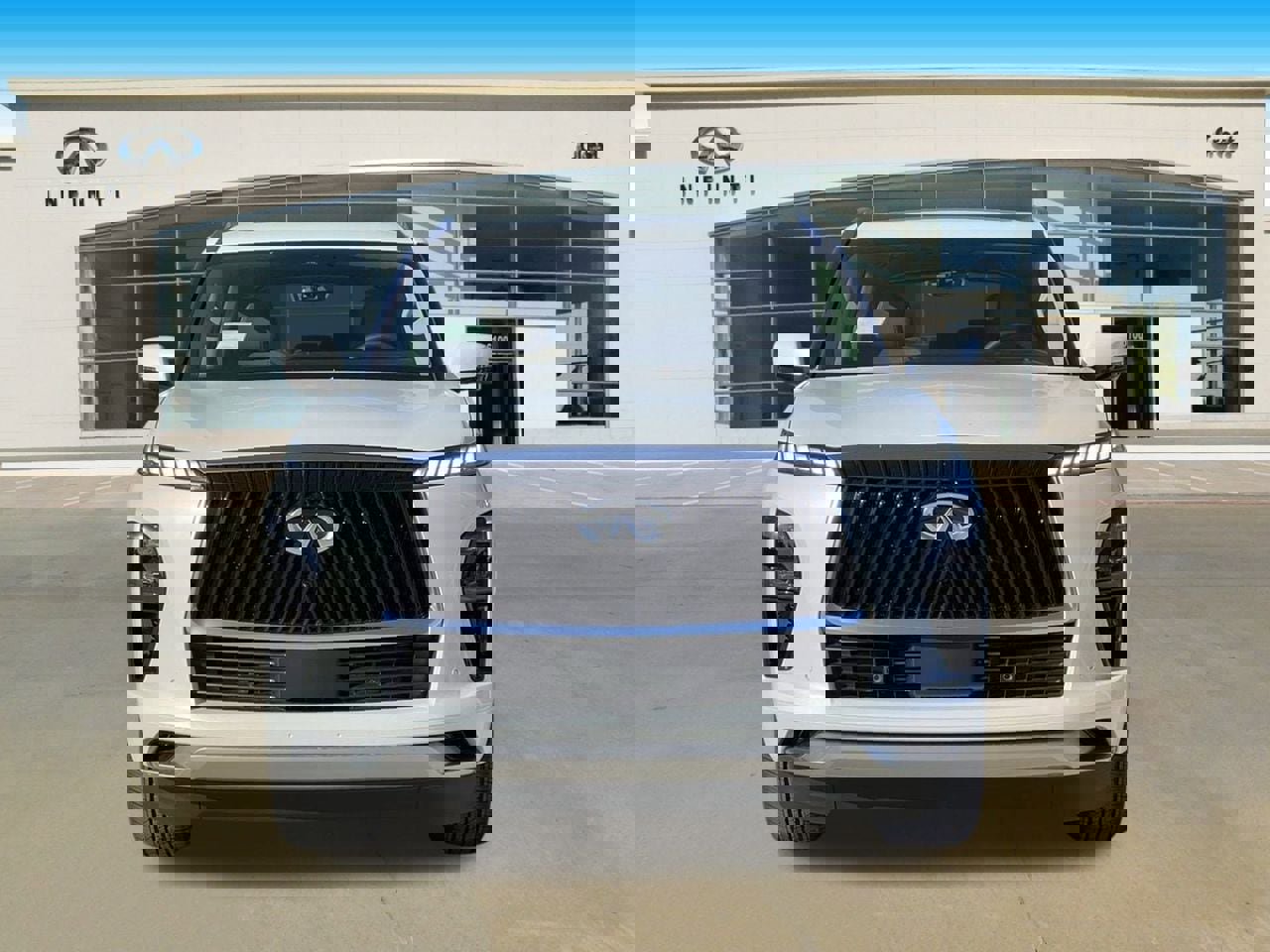 New 2026 INFINITI QX80 Luxe image 7