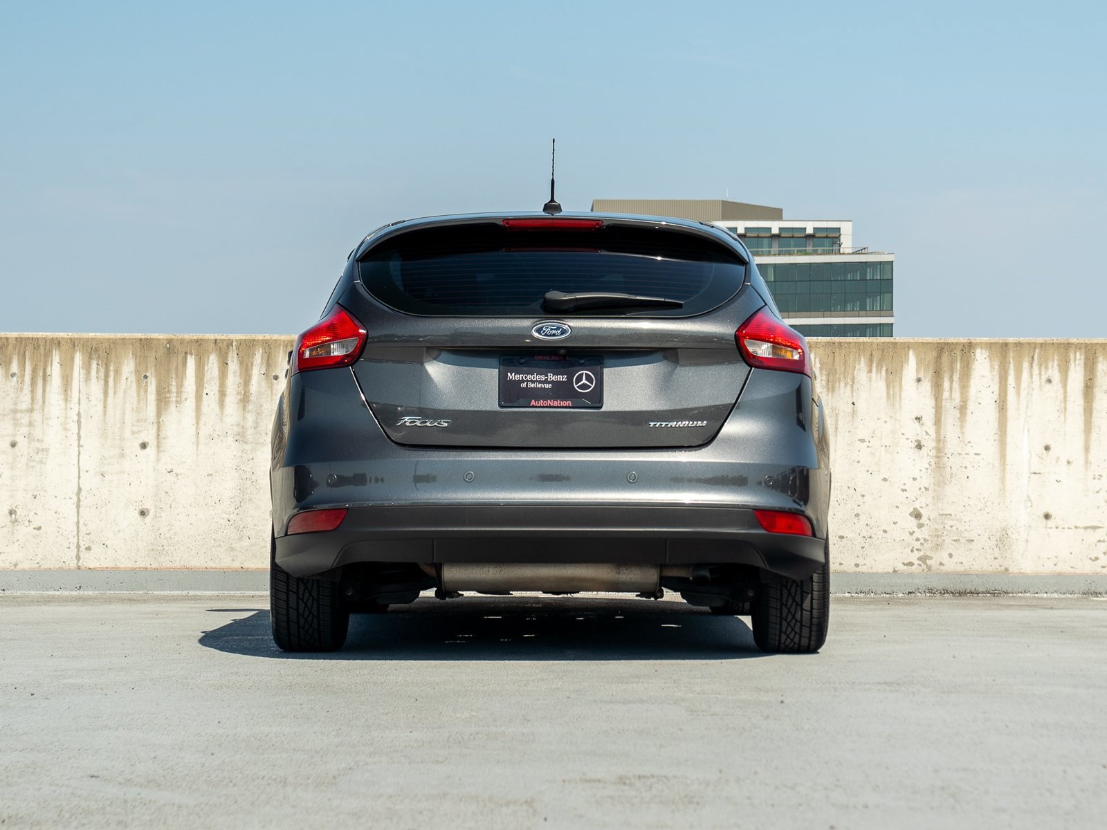 Used 2015 Ford Focus Titanium FWD image 4
