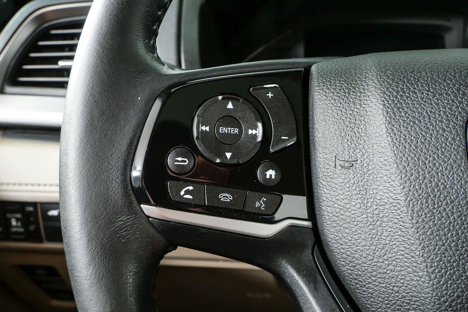 Used 2018 Honda Odyssey EX-L image 9