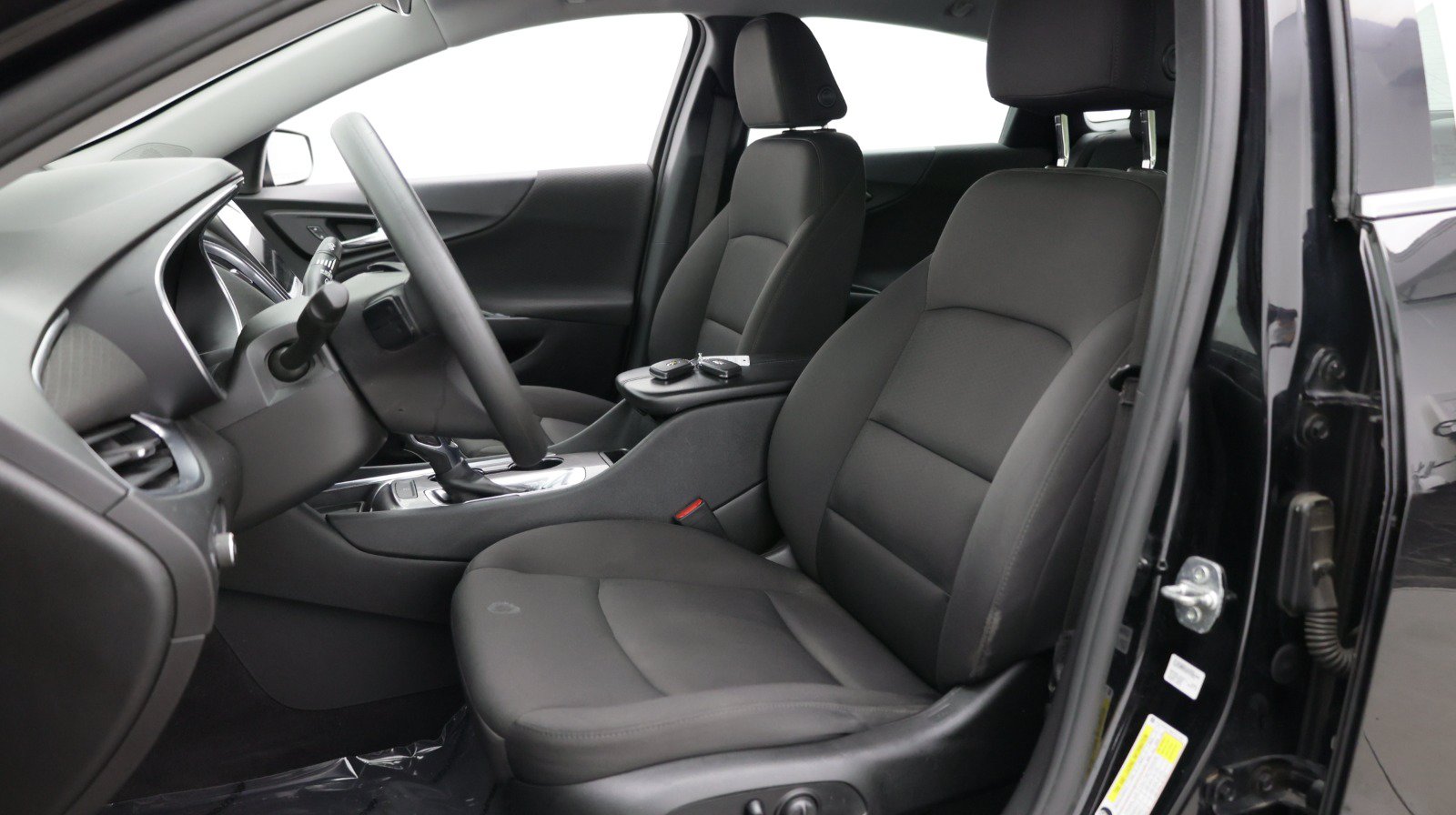 Used 2021 Chevrolet Malibu LT FWD image 15