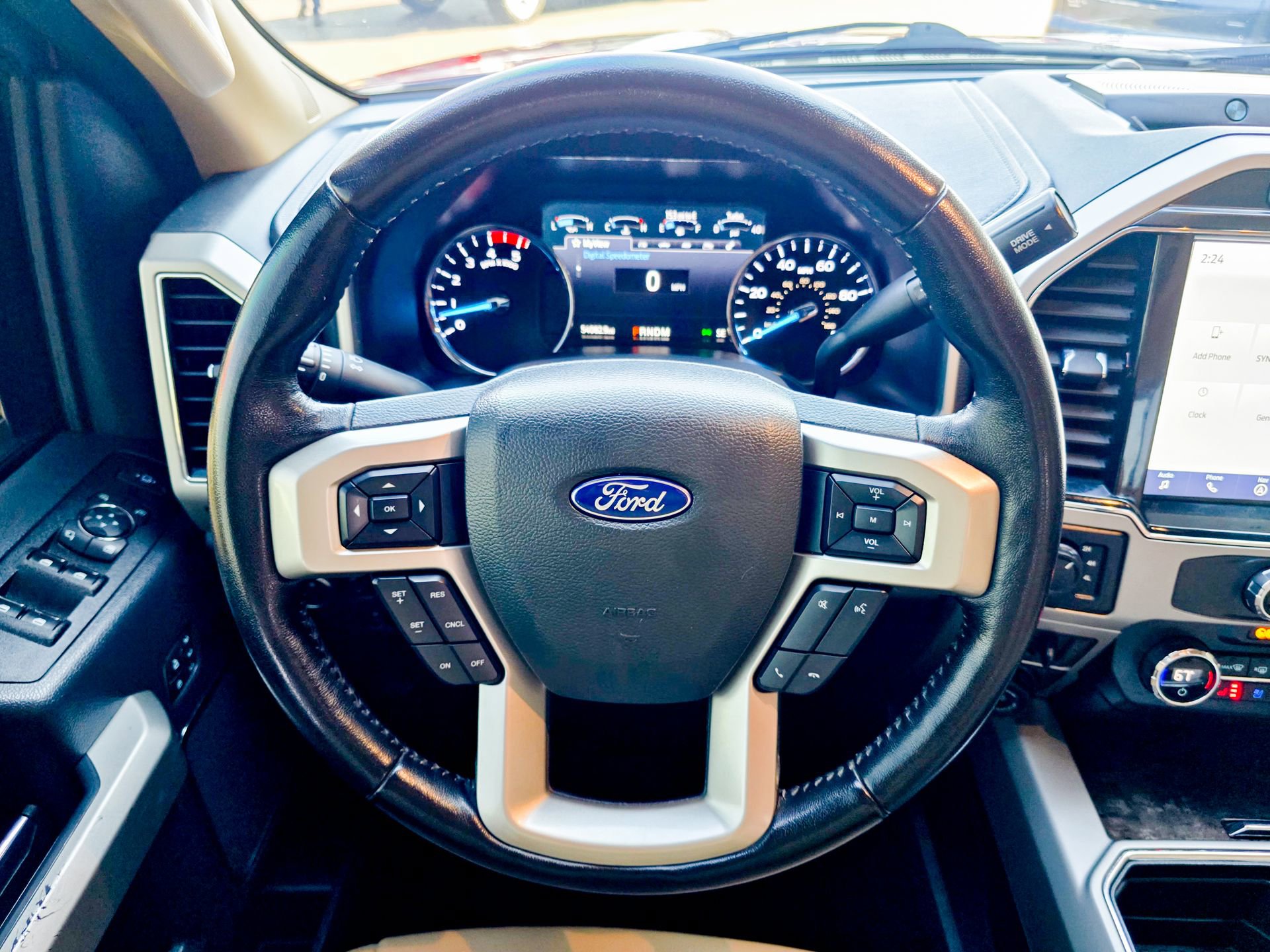 Used 2022 Ford F250 Lariat w/ Lariat Ultimate Package image 38