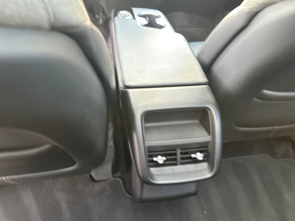 Used 2024 Cadillac Lyriq Tech w/ Driver Assist Package image 28