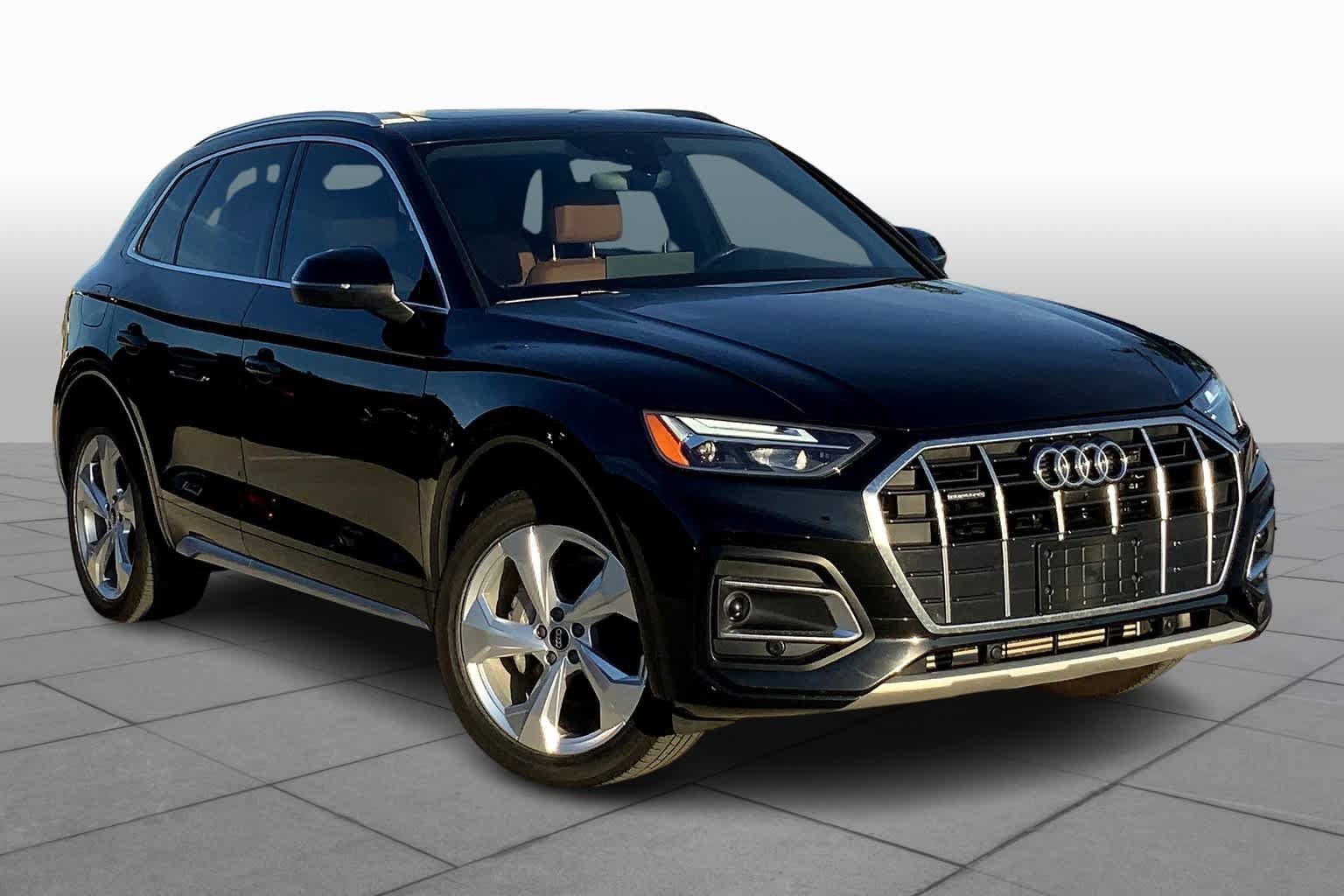 Used 2021 Audi Q5 2.0T Premium Plus w/ Premium Plus Package AWD/4WD image 3