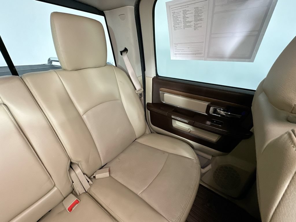 Used 2014 RAM 1500 Laramie w/ Convenience Group AWD/4WD image 14