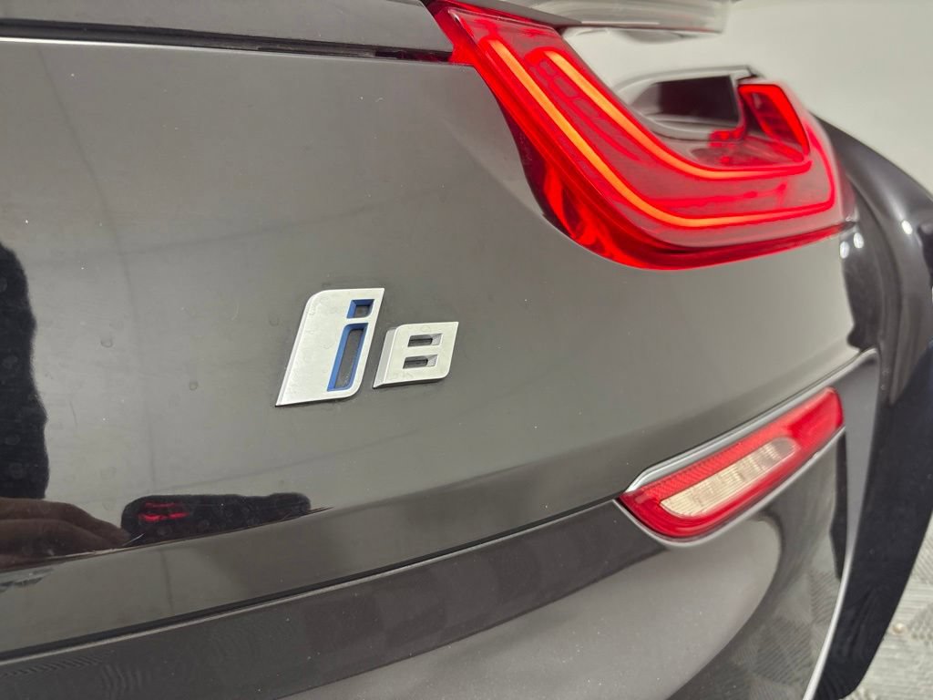 Used 2014 BMW i8 AWD/4WD image 10