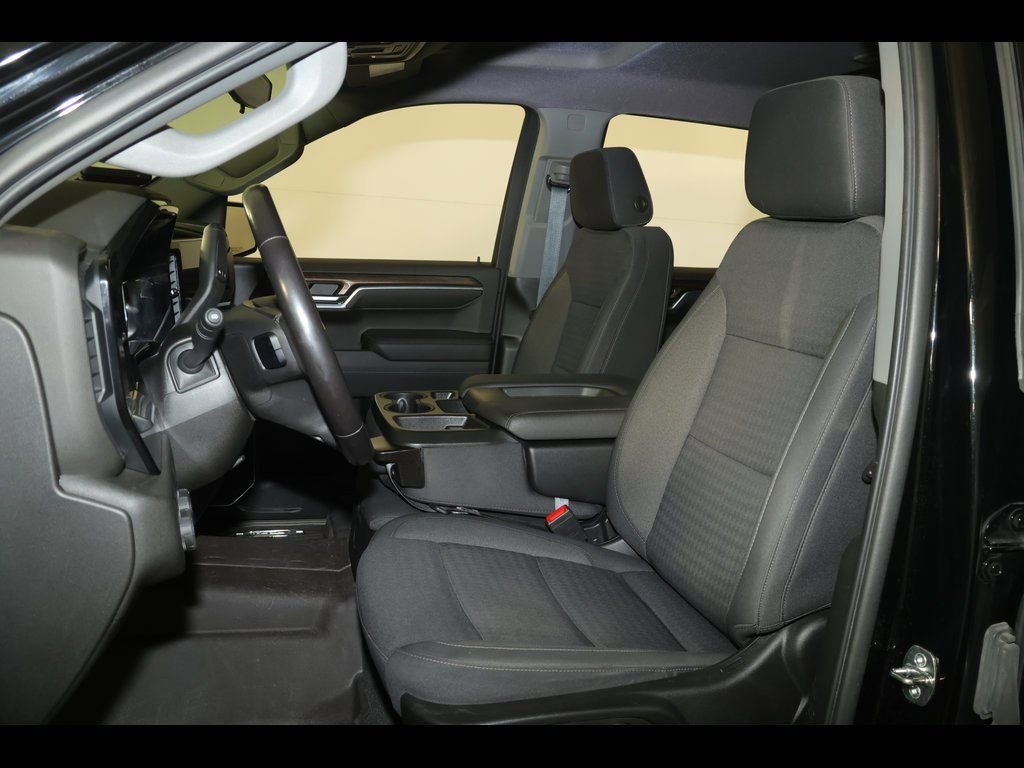 Used 2022 Chevrolet Silverado 1500 LT w/ Z71 Off-Road Package image 25