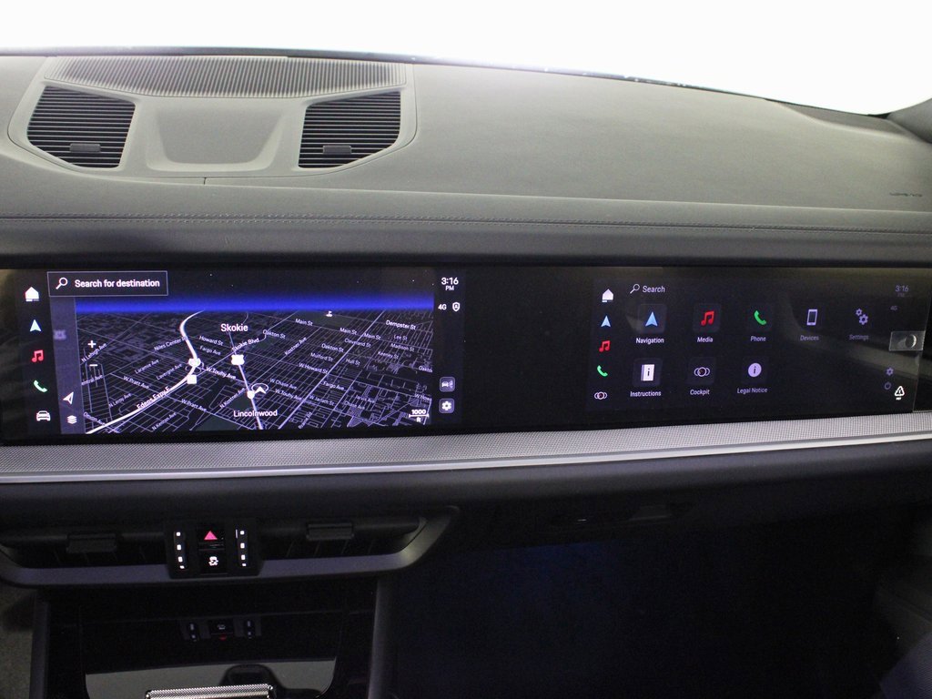 Used 2025 Porsche Cayenne image 27