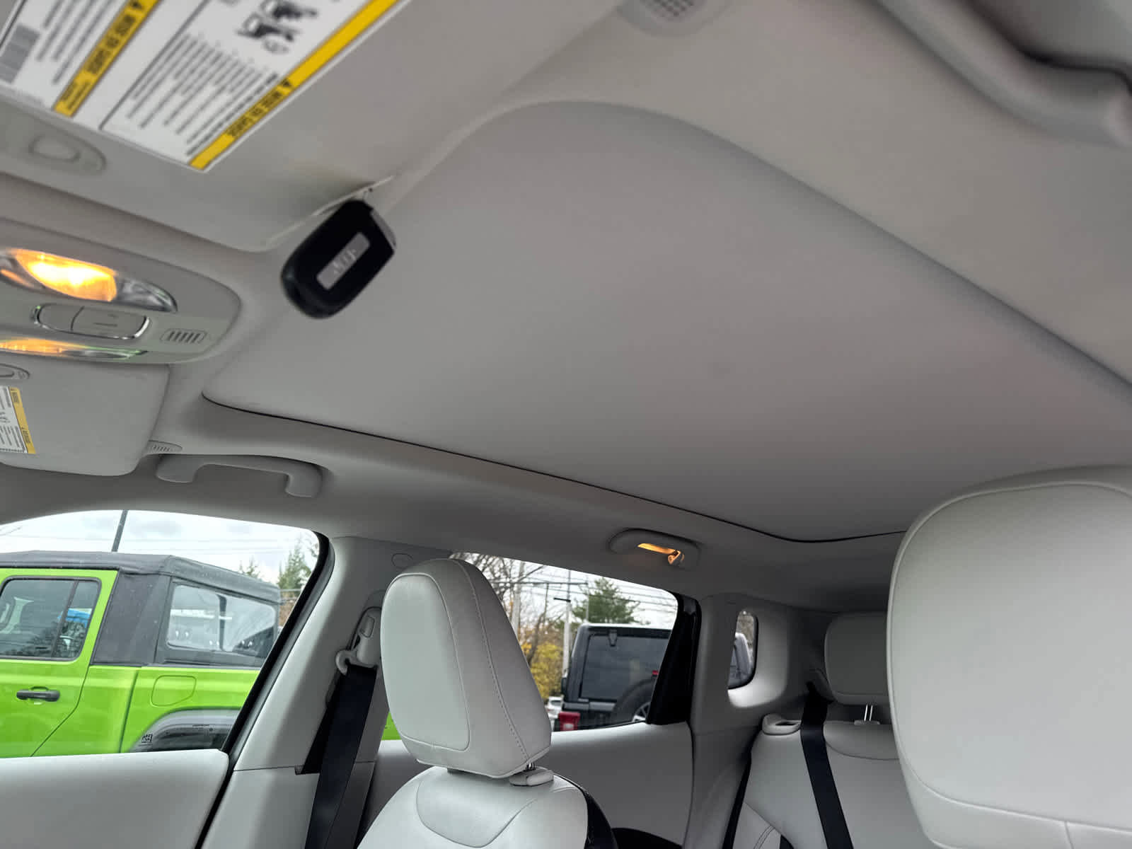 Used 2020 Jeep Compass Limited image 14