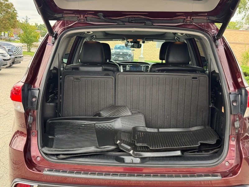 Used 2019 Toyota Highlander Limited Platinum AWD/4WD image 9