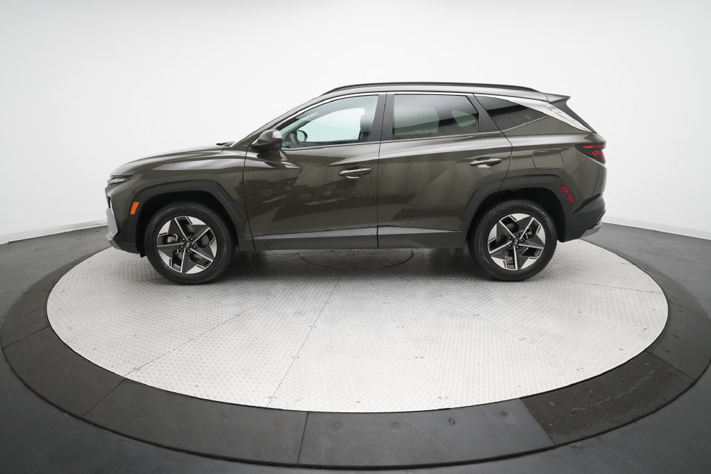 Used 2025 Hyundai Tucson SEL AWD/4WD image 24