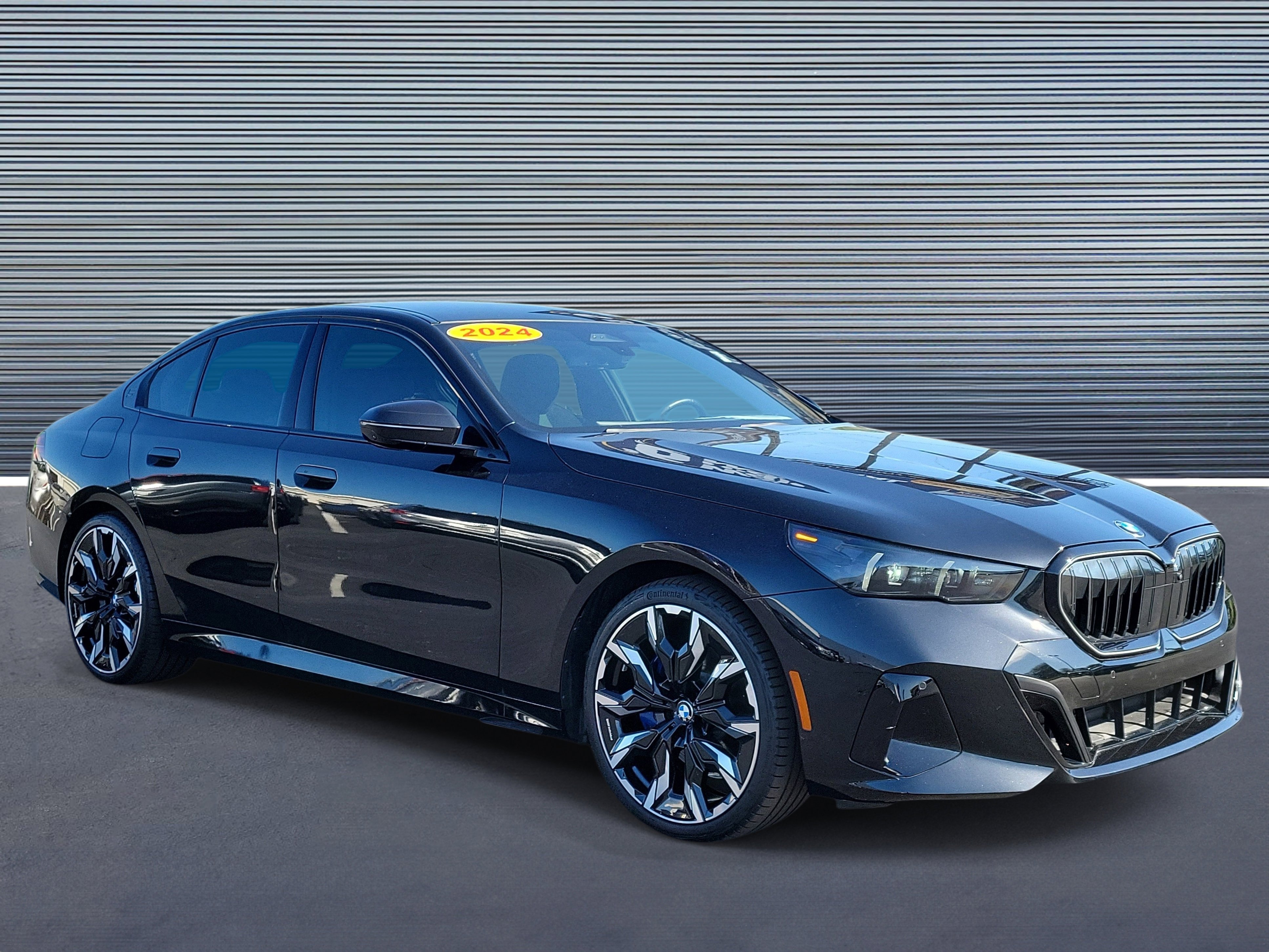 Used 2024 BMW 530i w/ M Sport Package RWD image 2
