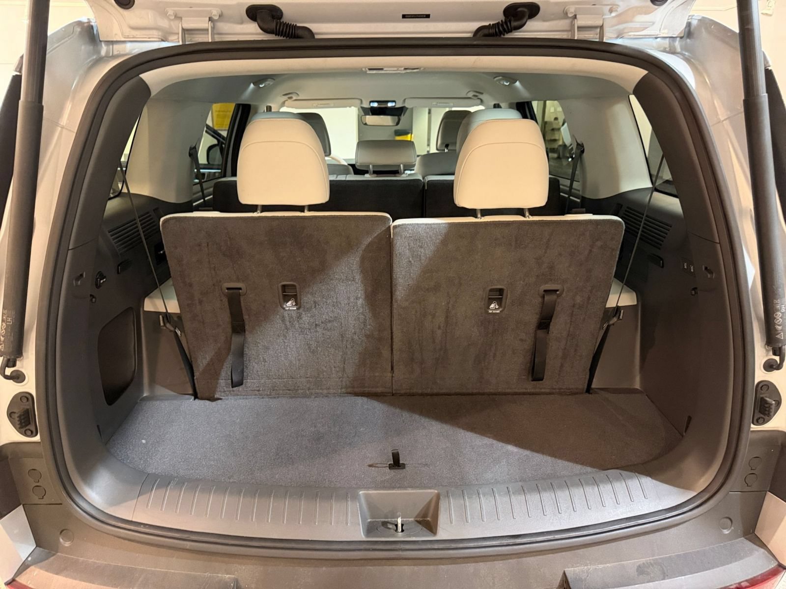 Used 2026 Hyundai Santa Fe SEL FWD image 32