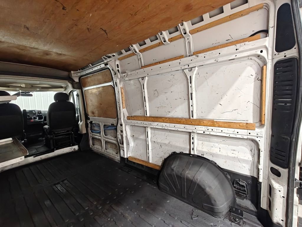 Used 2015 RAM ProMaster 2500 w/ Interior Convenience Group image 21
