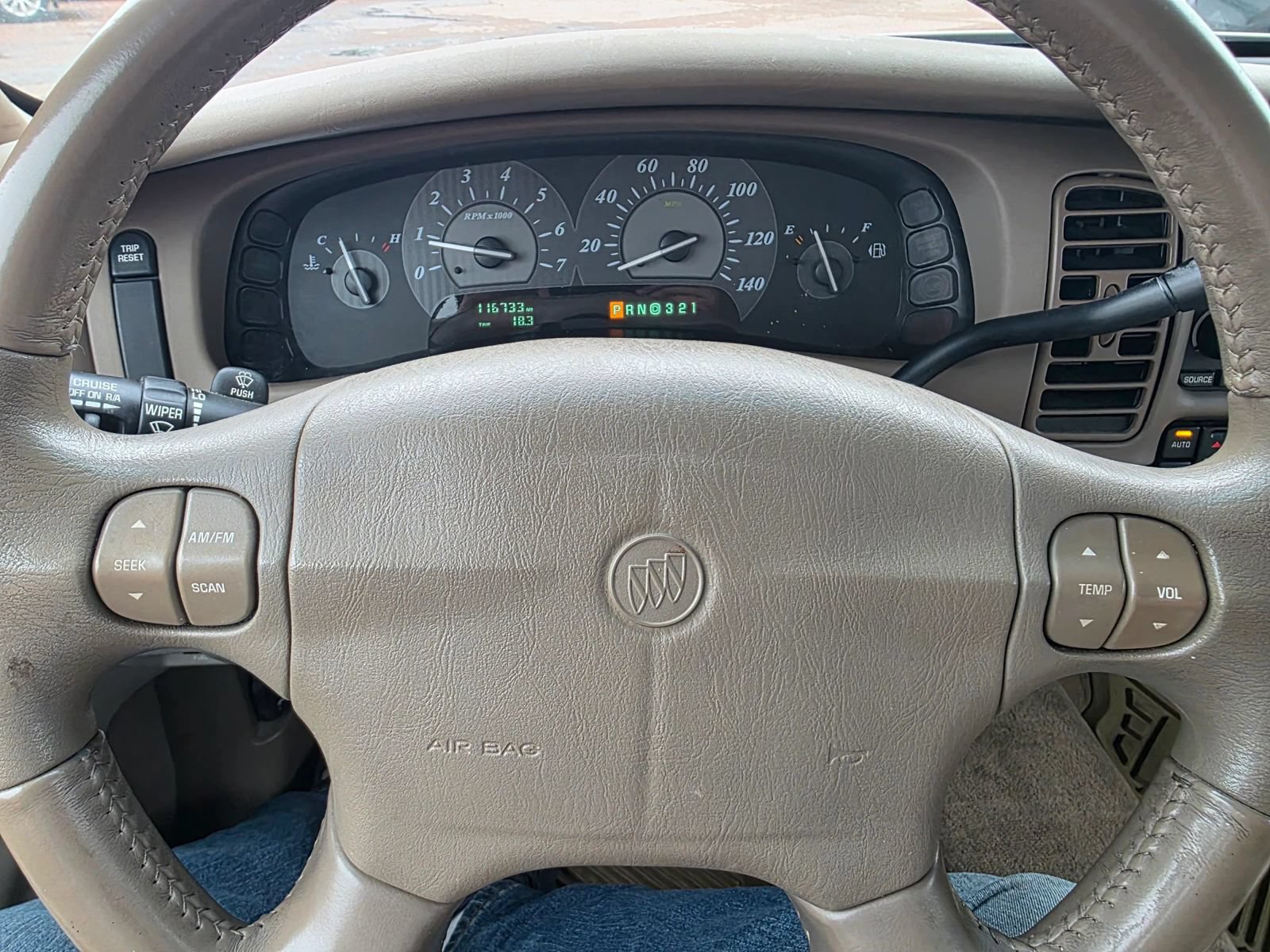 Used 2004 Buick Park Avenue FWD image 15