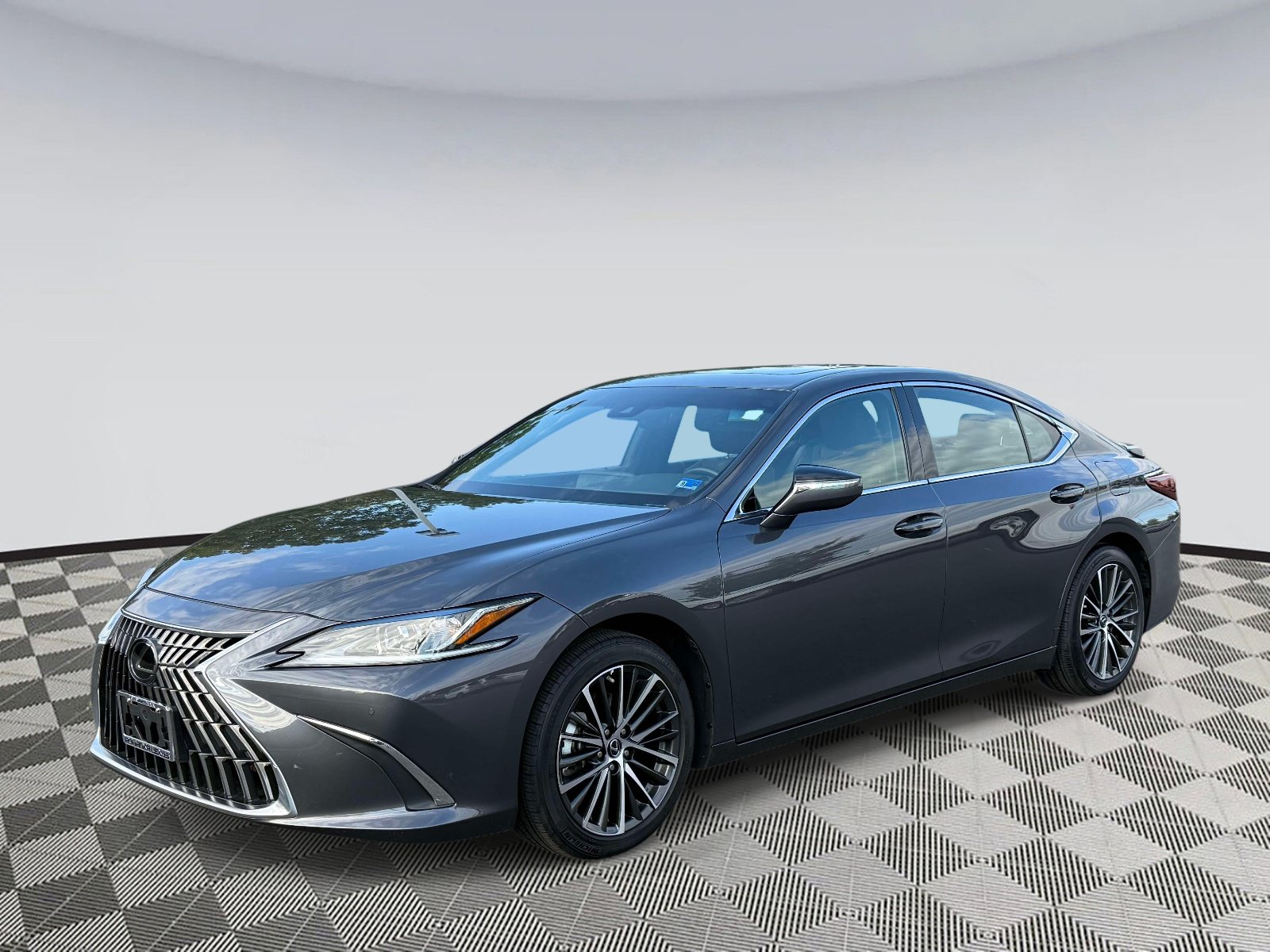 Used 2025 Lexus ES 350 w/ Premium Package FWD image 5