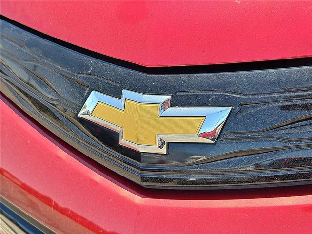 Used 2021 Chevrolet Bolt Premier w/ Infotainment Package FWD image 29