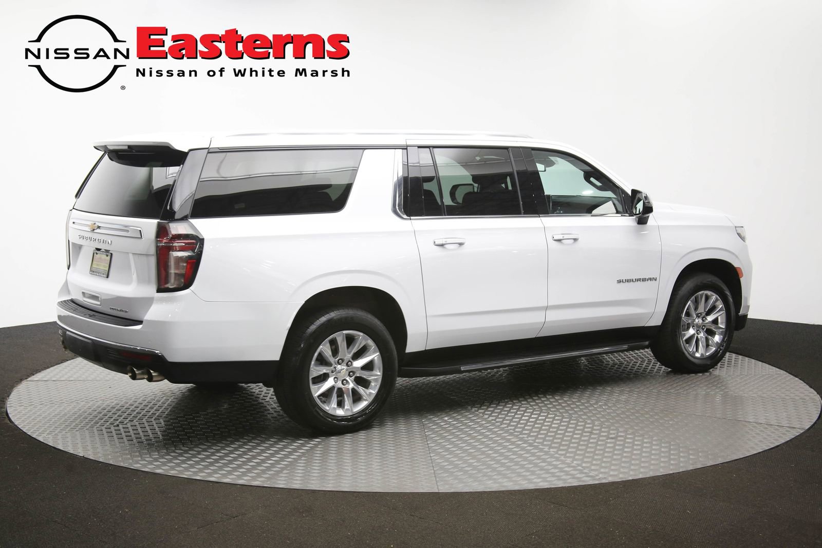 Used 2023 Chevrolet Suburban Premier RWD image 45
