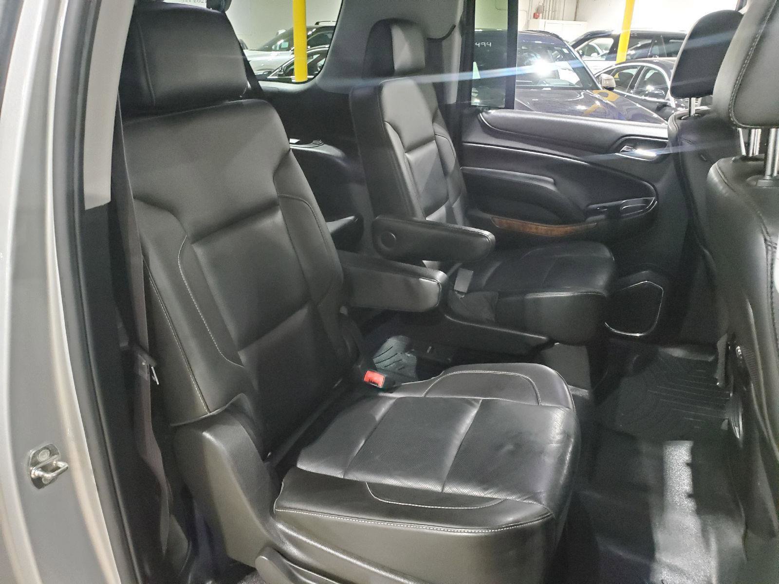 Used 2015 Chevrolet Suburban LTZ image 21
