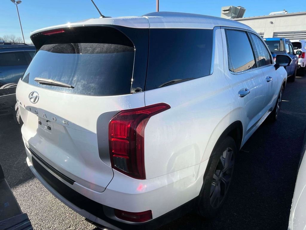 Used 2022 Hyundai Palisade SEL w/ Convenience Package image 2