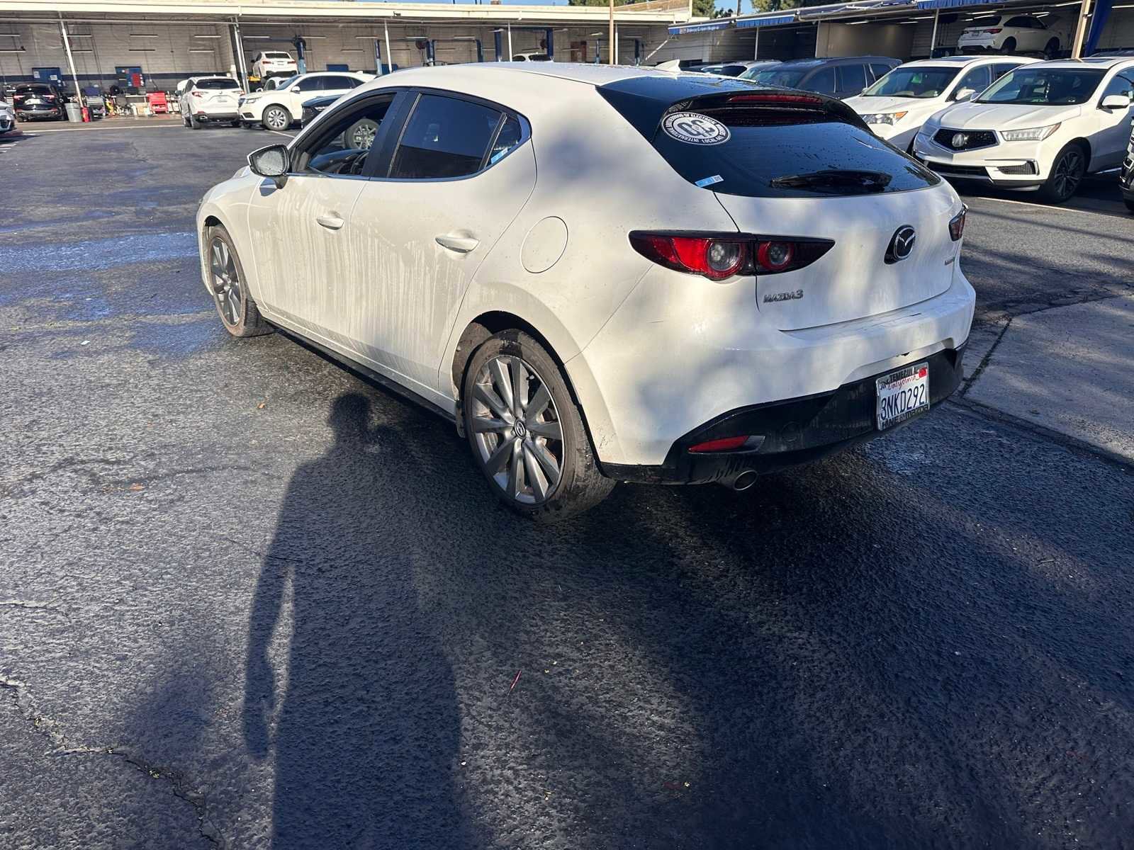 Used 2020 MAZDA MAZDA3 Hatchback w/ Preferred Package image 3