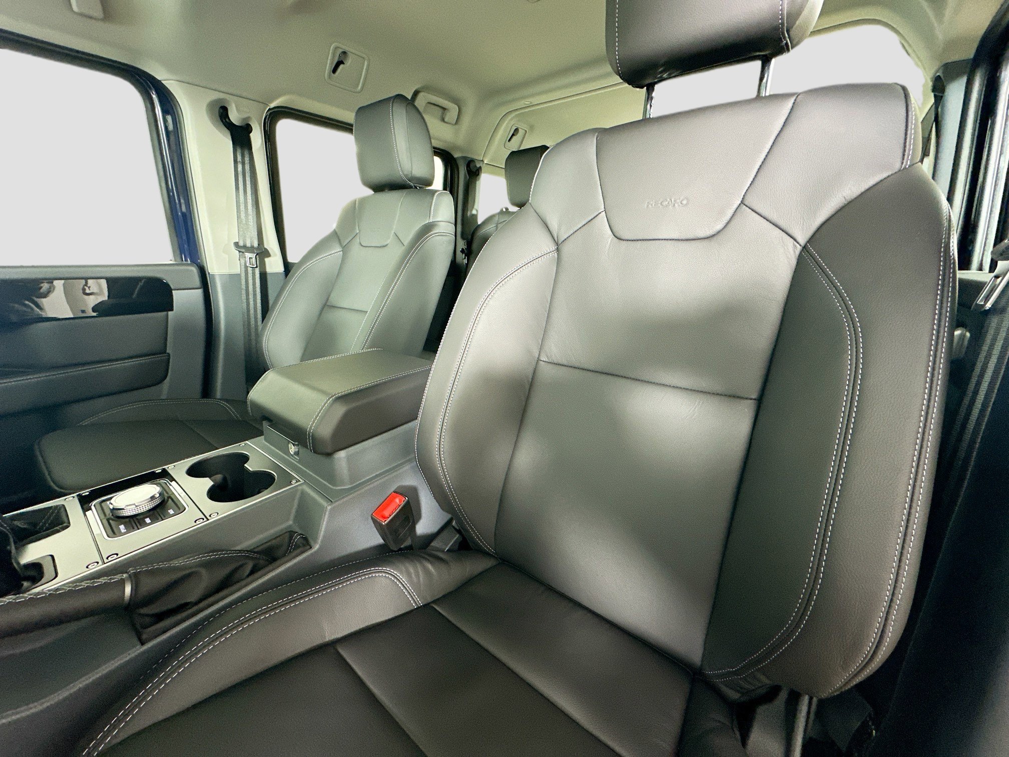 New 2026 INEOS Grenadier Fieldmaster Edition AWD/4WD image 35