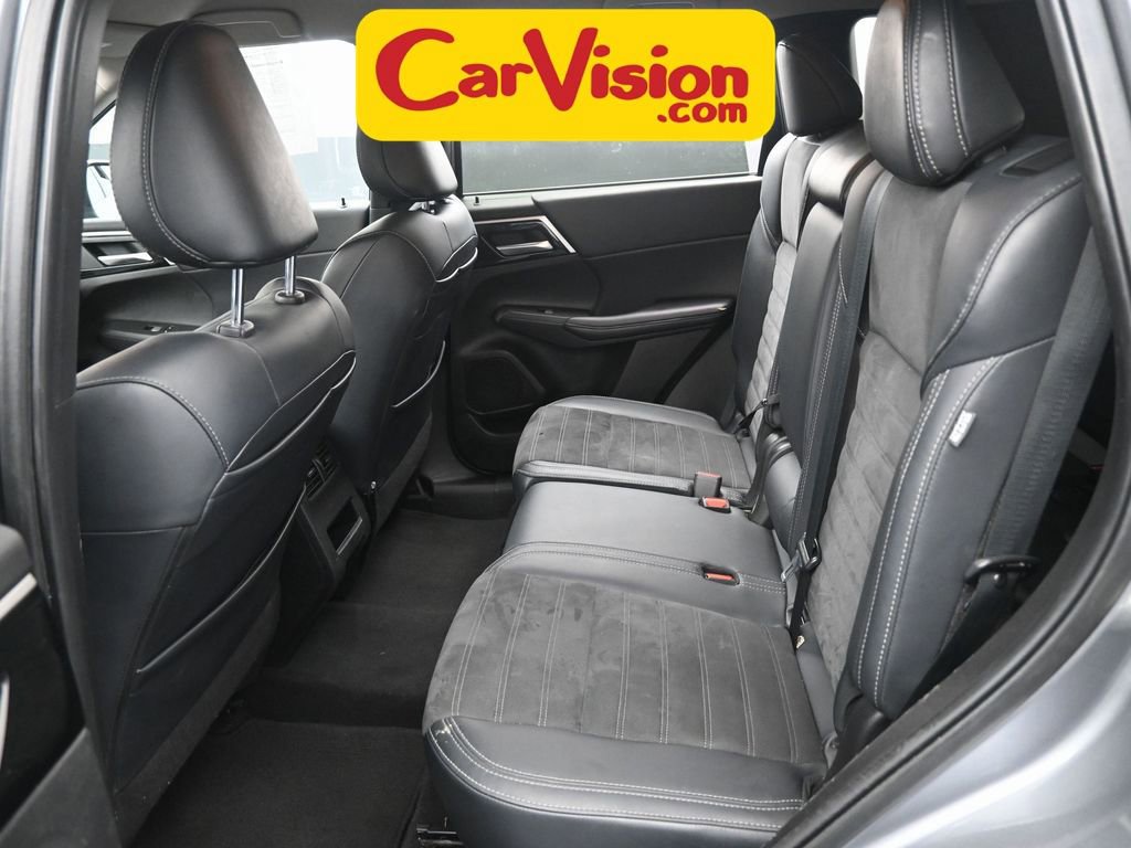 Used 2024 Mitsubishi Outlander SE image 28